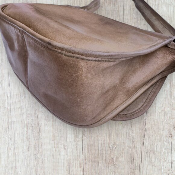 Coach NYC Vintage Brown Leather Messenger Crossbody Bag USA Made Full Grain - Picture 11 of 15